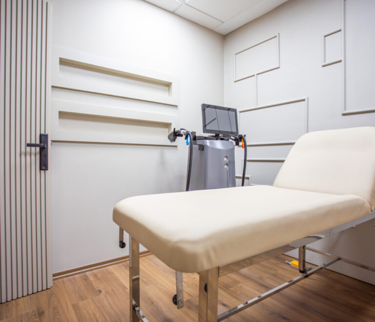 Consultation en dermatologie et médecine esthétique à Fès