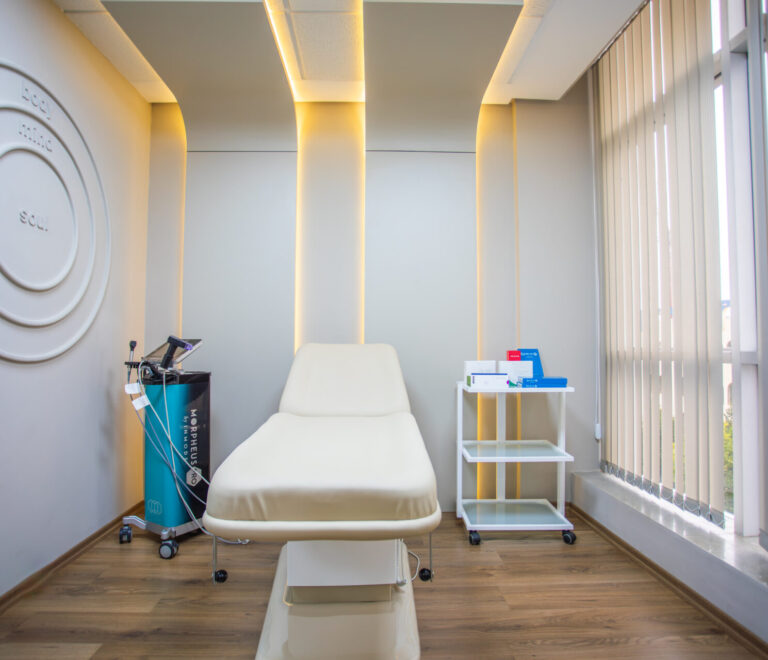 Consultation en dermatologie et médecine esthétique à Fès