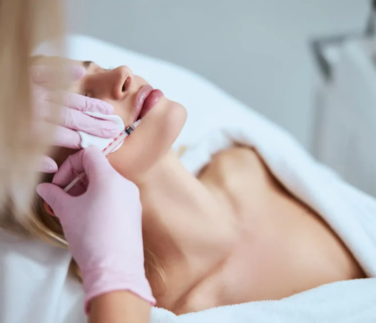 Dermatologue Esthétique & Anti-Âge Fès